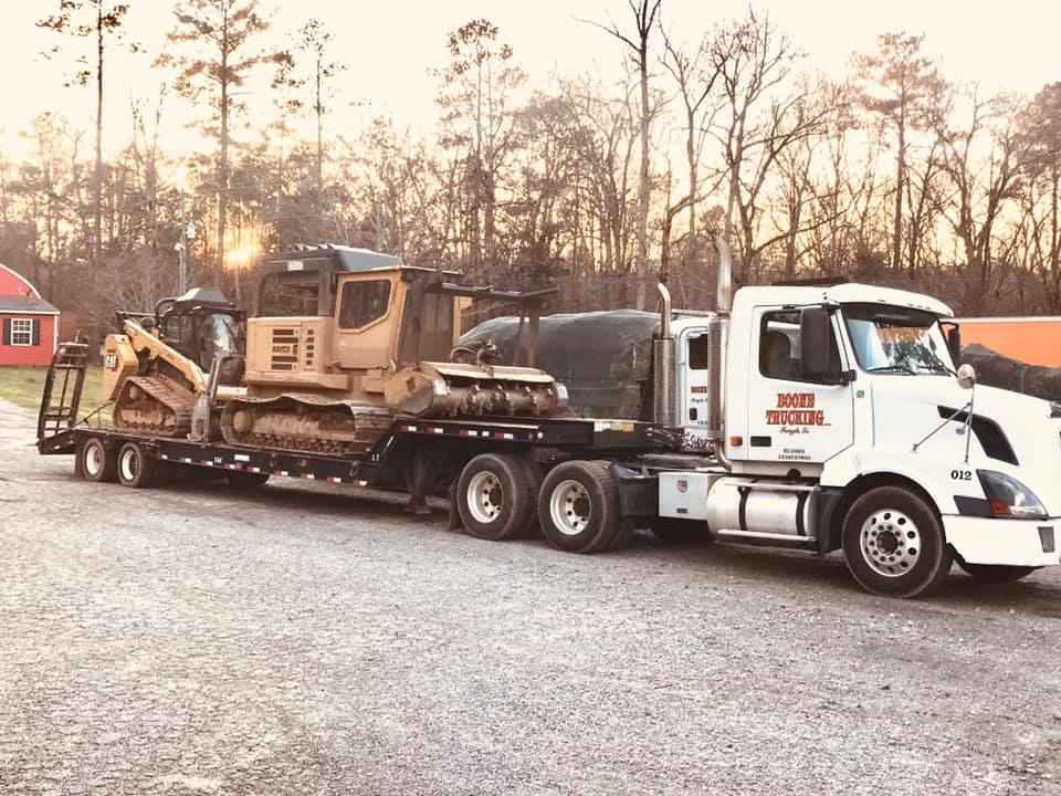 https://www.boone-trucking.com/wp-content/uploads/2026/01/slider-2.jpg